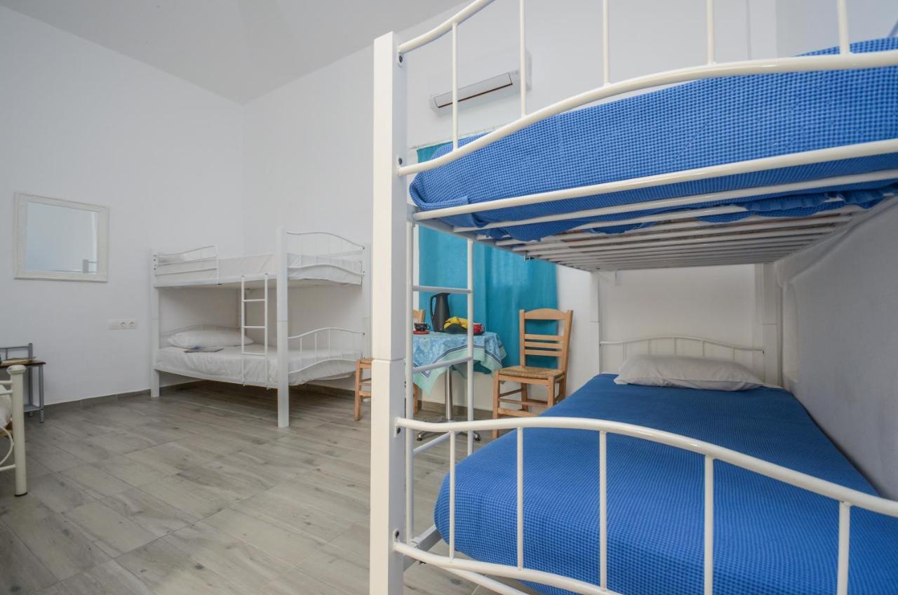 Depis Economy Studios & Apartments Naxos City Екстер'єр фото