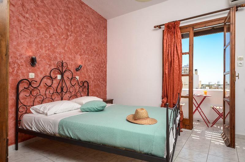 Depis Economy Studios & Apartments Naxos City Екстер'єр фото